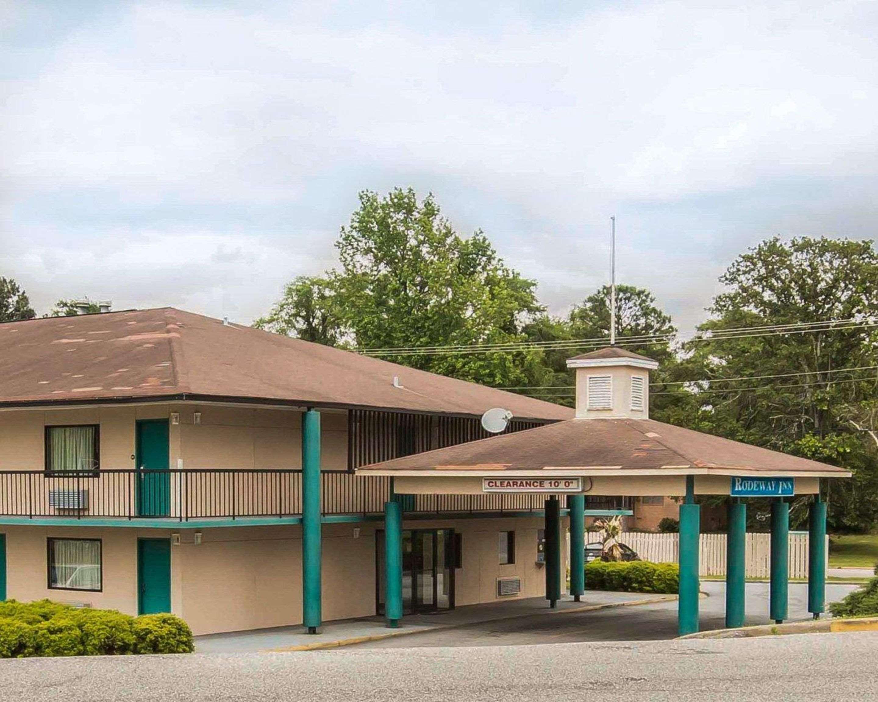 Rodeway Inn Phenix City Exterior photo